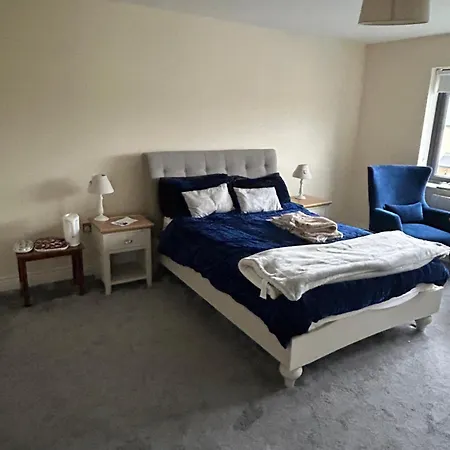 1 Luxurious In Family * Killarney