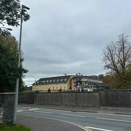 1 Luxurious In Family Cill Airne