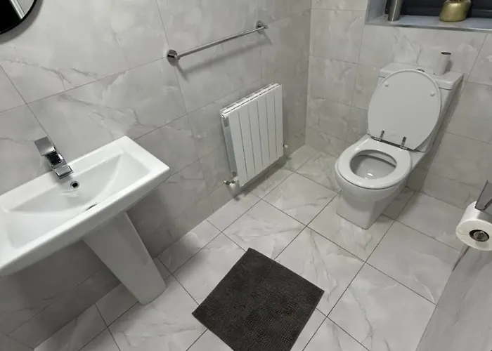 1 Luxurious In Family *