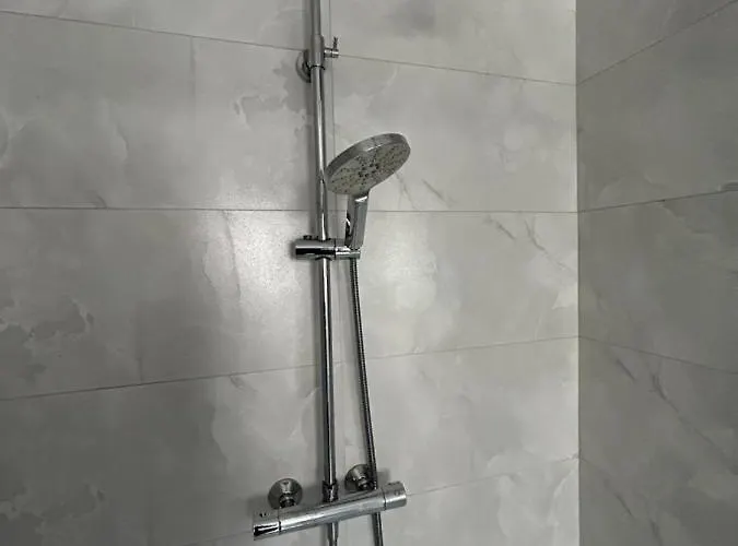 1 Luxurious In Family Проживання в сім'ї *