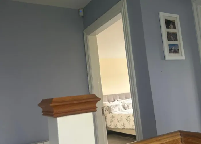 1 Luxurious In Family Кілларні